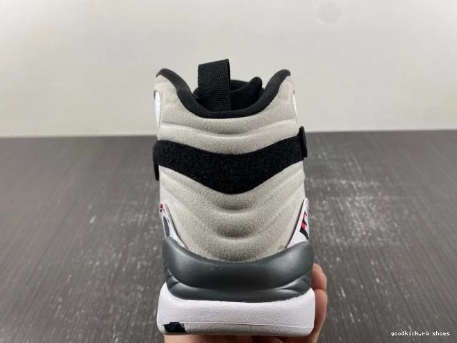 8 Retro Air (2013) 305381-103 Jordan Bunny Bugs 0712